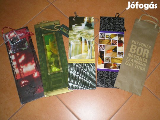 Dísztasakok, italosak 5 db egyben, hibátlan állapotban