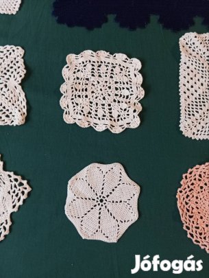 Díszterítők,csipkék