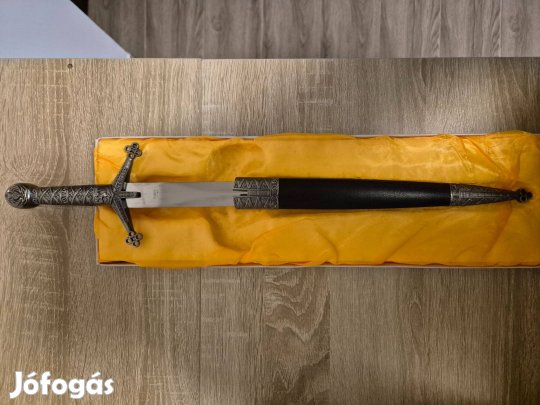 Dísztőr vékonypengével