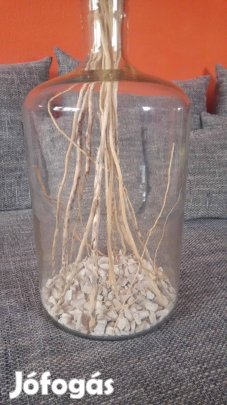 Díszváza, dekorral,