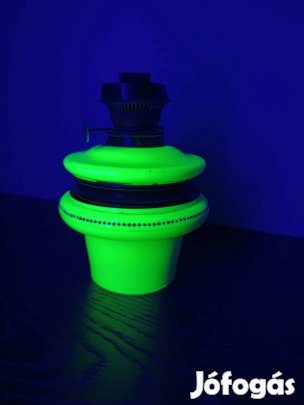 Ditmar petróleum lámpa uránüveg opalin uránium cián kék méregzöld