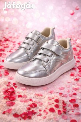Divatos gyermek cipő több méretben