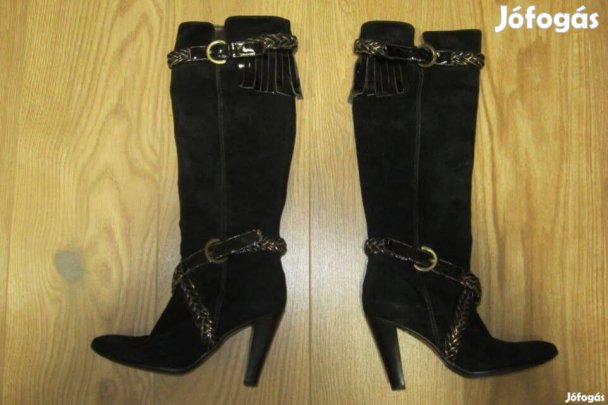 Divatos női csizma