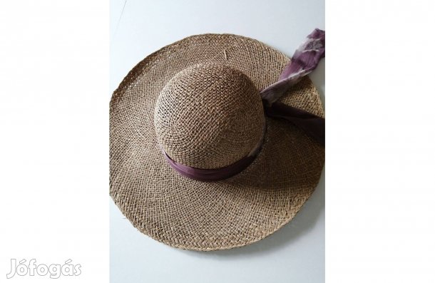 Divatos női szalmakalap