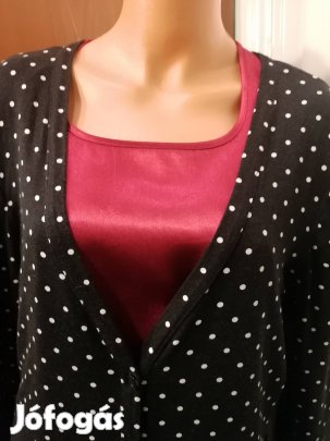 Divatszín: bordó selyemtop blézerhez