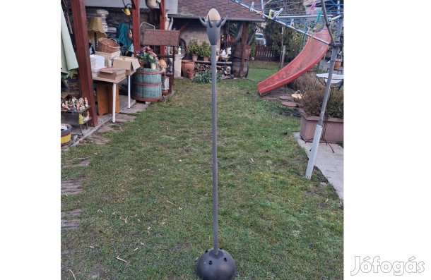 Dizajnos ruha akasztó, ruha fogas, ruhafogas 3500 forintért eladó