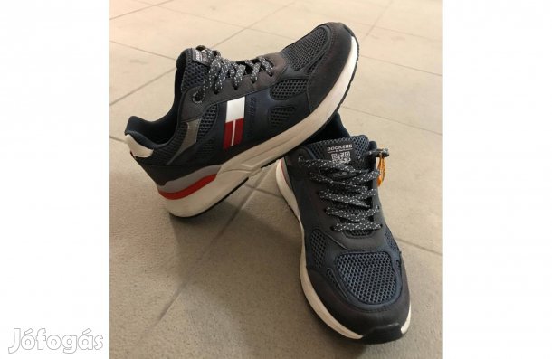 Dockers fiú utcai cipő 40-es