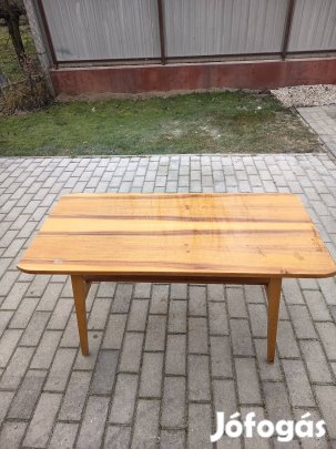 Dohányzó asztal eladó 