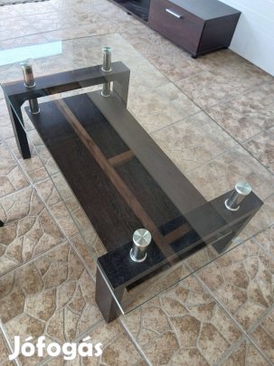 Dohányzó asztal és tv szekrény