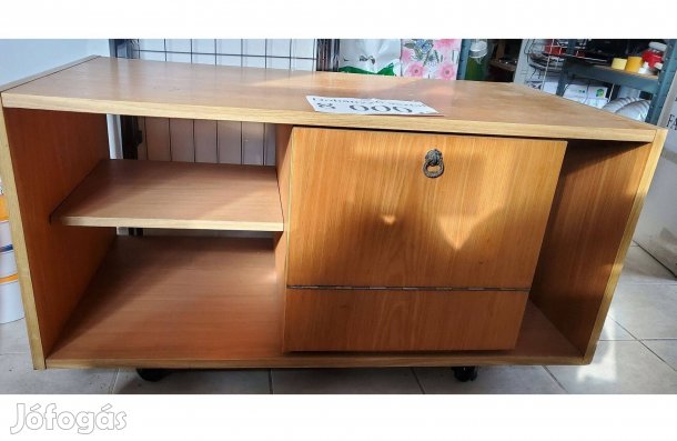 Dohányzó asztal nagyméretű