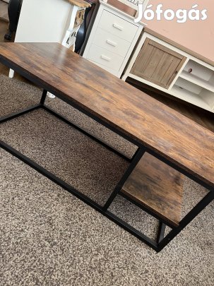 Dohányzóasztal 16000 ft eladó bp.17 ker
