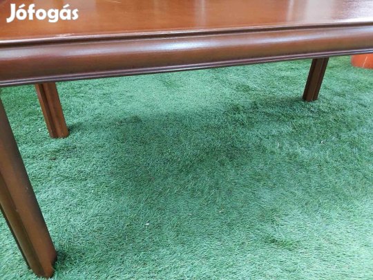 Dohányzóasztal - 128 x 63