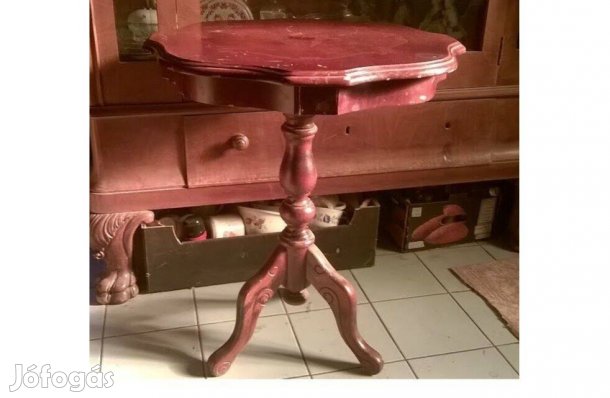 Dohányzóasztal, lerakóasztal