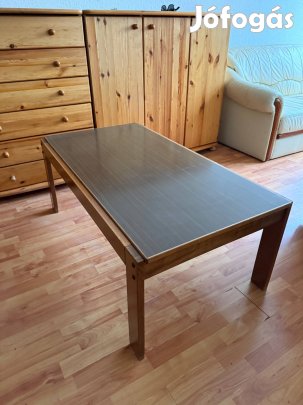 Dohányzóasztal barna