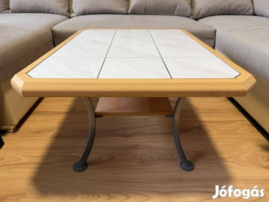 Dohányzóasztal csempe borítással