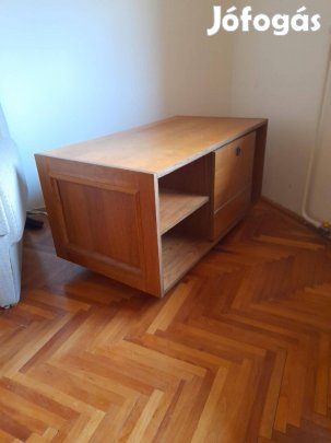 Dohányzóasztal eladó