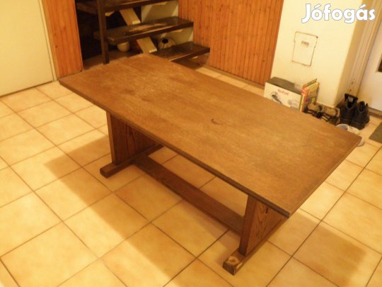 Dohányzóasztal eladó