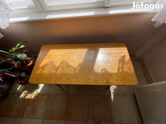 Dohányzóasztal eladó