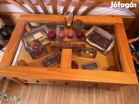 Dohányzóasztal eladó!