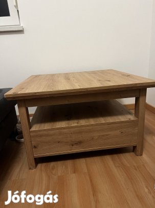 Dohányzoasztal fából