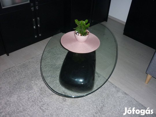 Dohányzóasztal szép