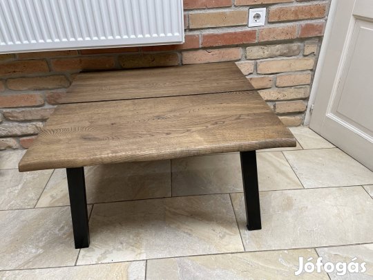 Dohányzóasztal tölgy modern