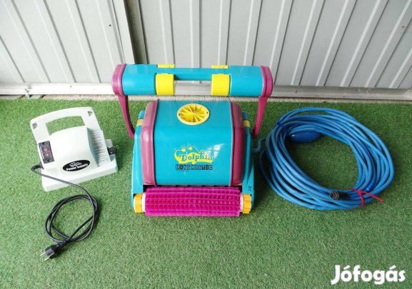 Dolphin Diagnostic automata medence porszívó robot takarító tisztító