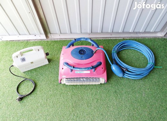 Dolphin Infinity Basic automata medence porszívó robot tisztító