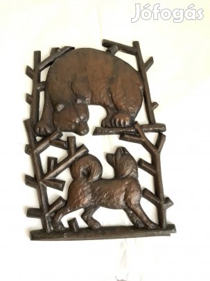 Domború öntvény Vadaszat fém falikép, dísztárgy