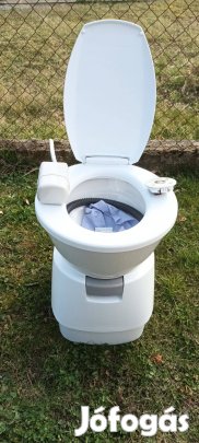 Dometic CT4110 lakóautóba szerelhető kazettás WC