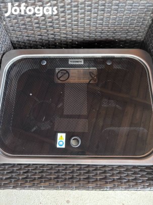 Dometic gáztűzhely lakóautóba.