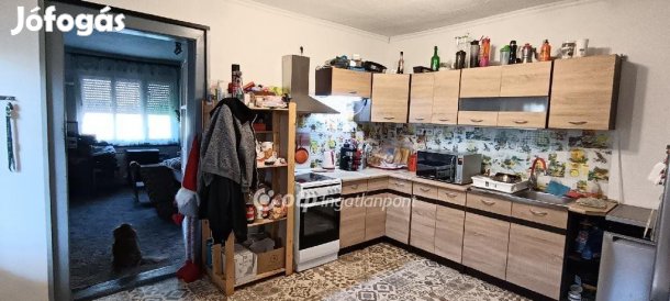 Dömsödi eladó 65 nm-es ház
