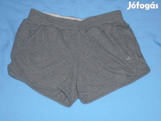 Domyos szürke színű rövidnadrág 11-12 évesre méret 146 / 152