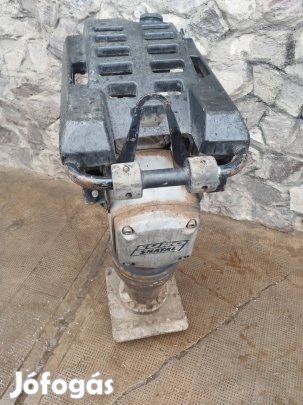 Döngölő béka gx100