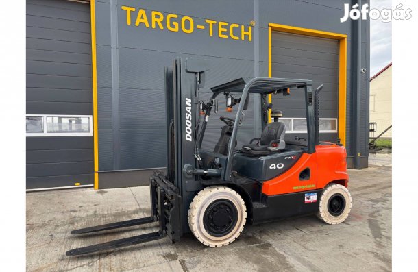 Doosan 4 tonnás dízel targonca triplex2013 vill poz 1924 üzemóra