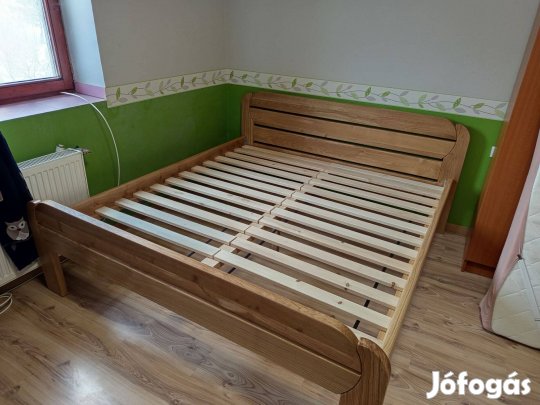 Dóra tömör tölgyfa ágykeret, natúr lakkozott kivitelben 180x200-as