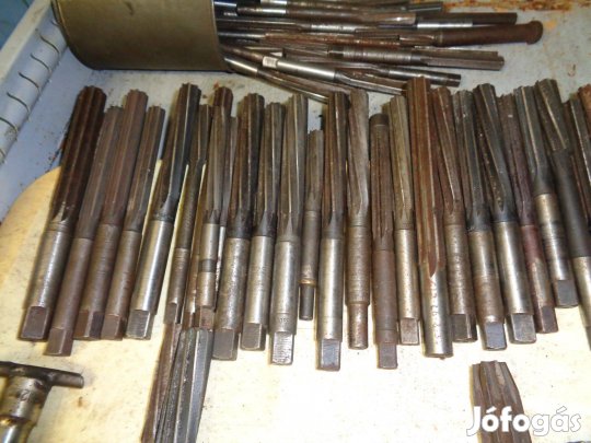 Dörzsár hengeres szárú fix kézi dörzsár