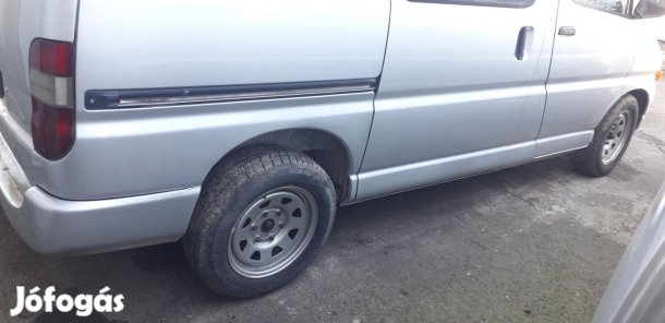 Dotz Toyota Hiace felni szett 16-os, 215/65-ös gumikkal