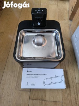 Downypaws mozgásérzékelős macskaitató cicakút