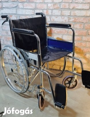 Dr. Happy összecsukható kézi meghajtású kerekesszék kiváló állapotba