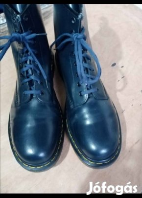 Dr. Martens 47 es