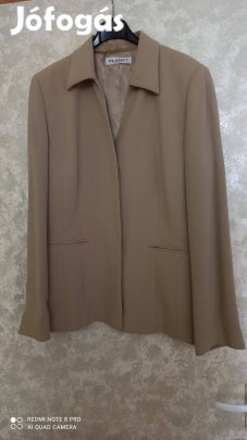 Drapp színű blézer L-es