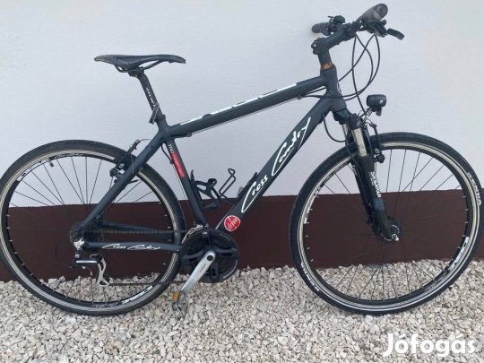 Drive 28-as aluvázas minőségi Trekking kerékpár