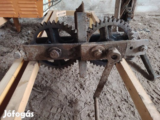 Drótháló készítő, fűző