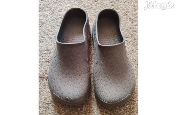 Dry Walker kerti papucs