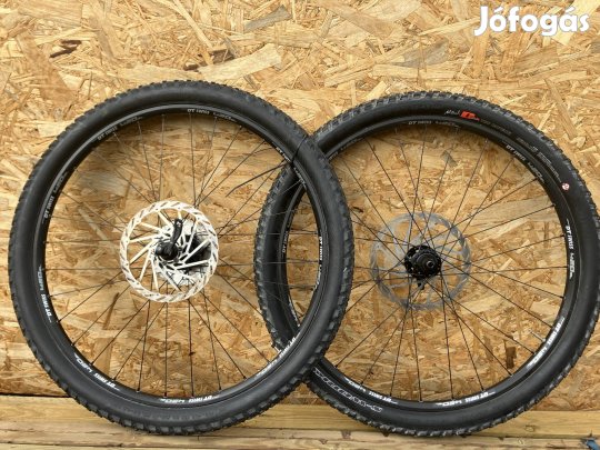 Dt swiss / spec. / shimano kerékszett 26-os