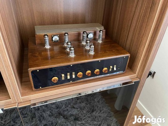 Dual C V60 Tranzisztoros erősítő