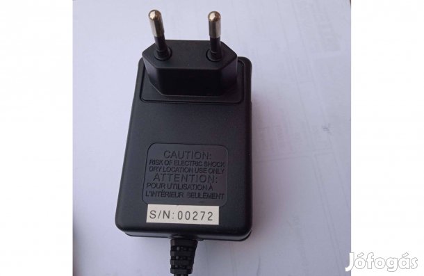 Dugasztáp , 3.3V , 3 A , Naz NSA-0181F03EU ,