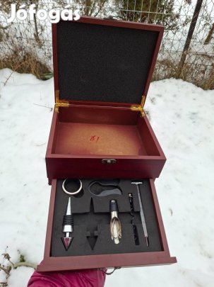 Dugó szett dobozban borokhoz eladó