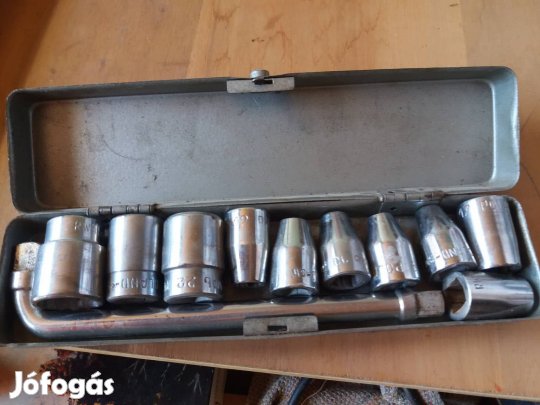 Dugós kulcskészlet